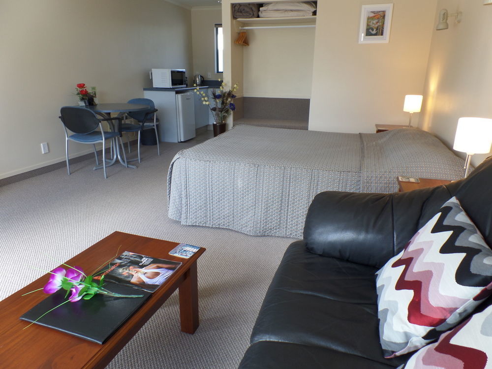 Centre Court Motel Blenheim Extérieur photo
